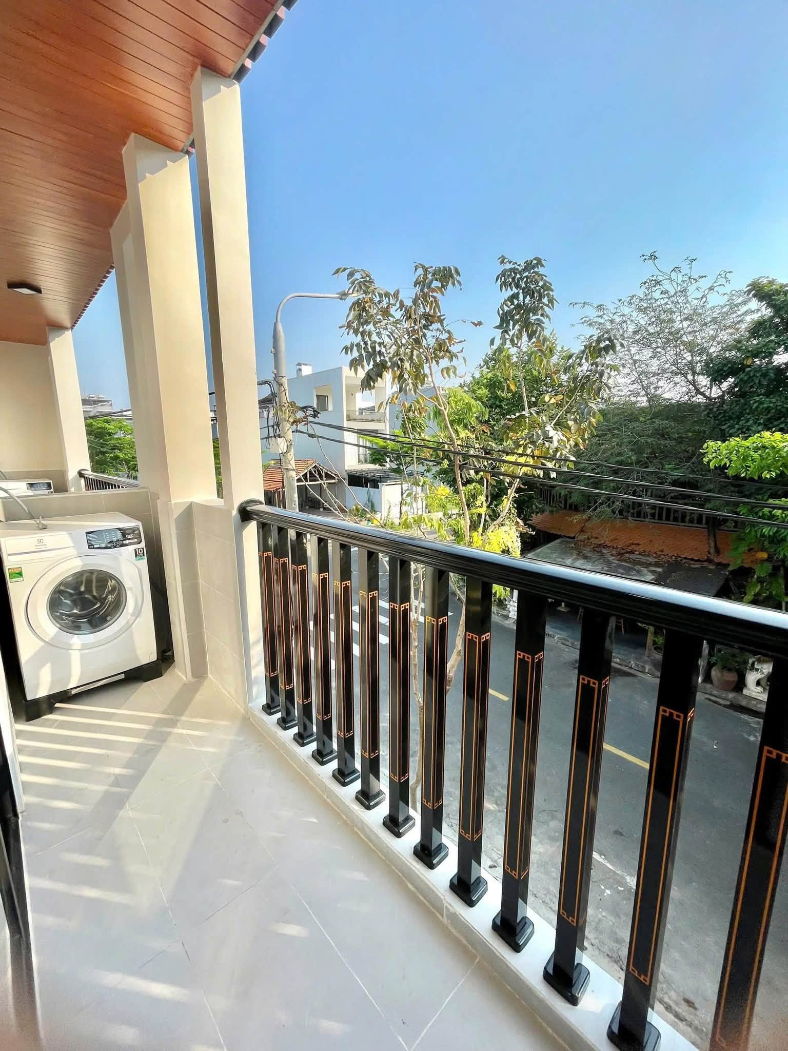 Brand-New Studio – Bo Quan 10, Ngu Hanh Son