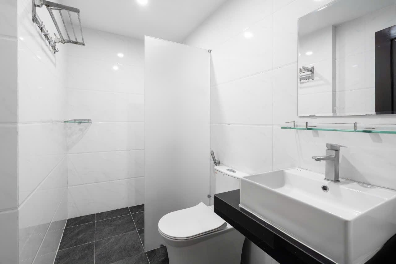 STUDIO APARTMENT FOR RENT IN SON TRA AREA