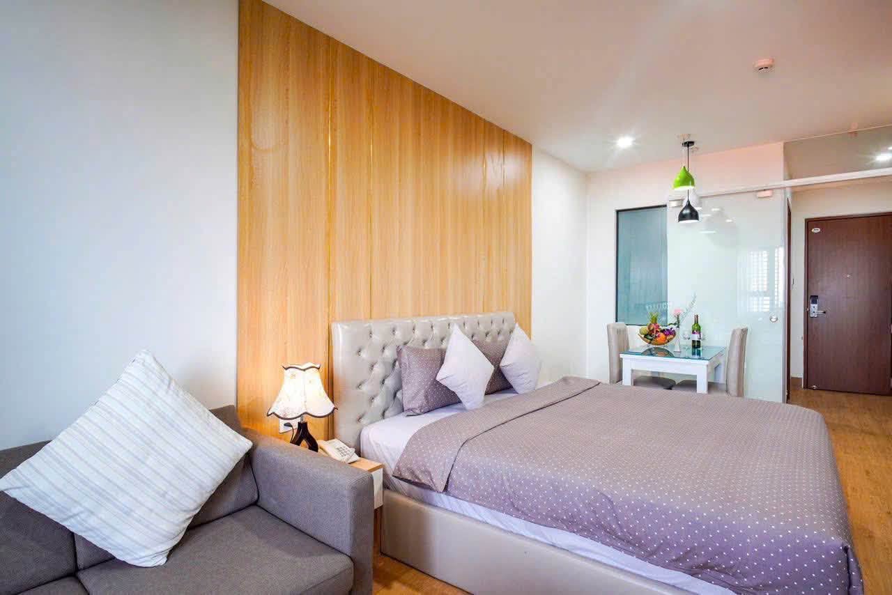 Studio Apartment