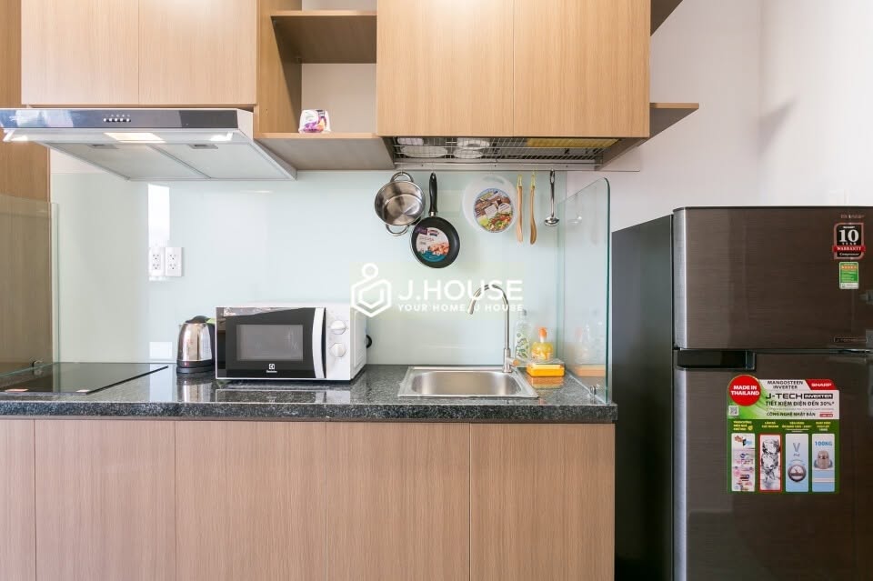| FOR RENT | MODERN STUDIO WITH CANAL VIEW IN BINH THANH | 10 MIL/MONTH