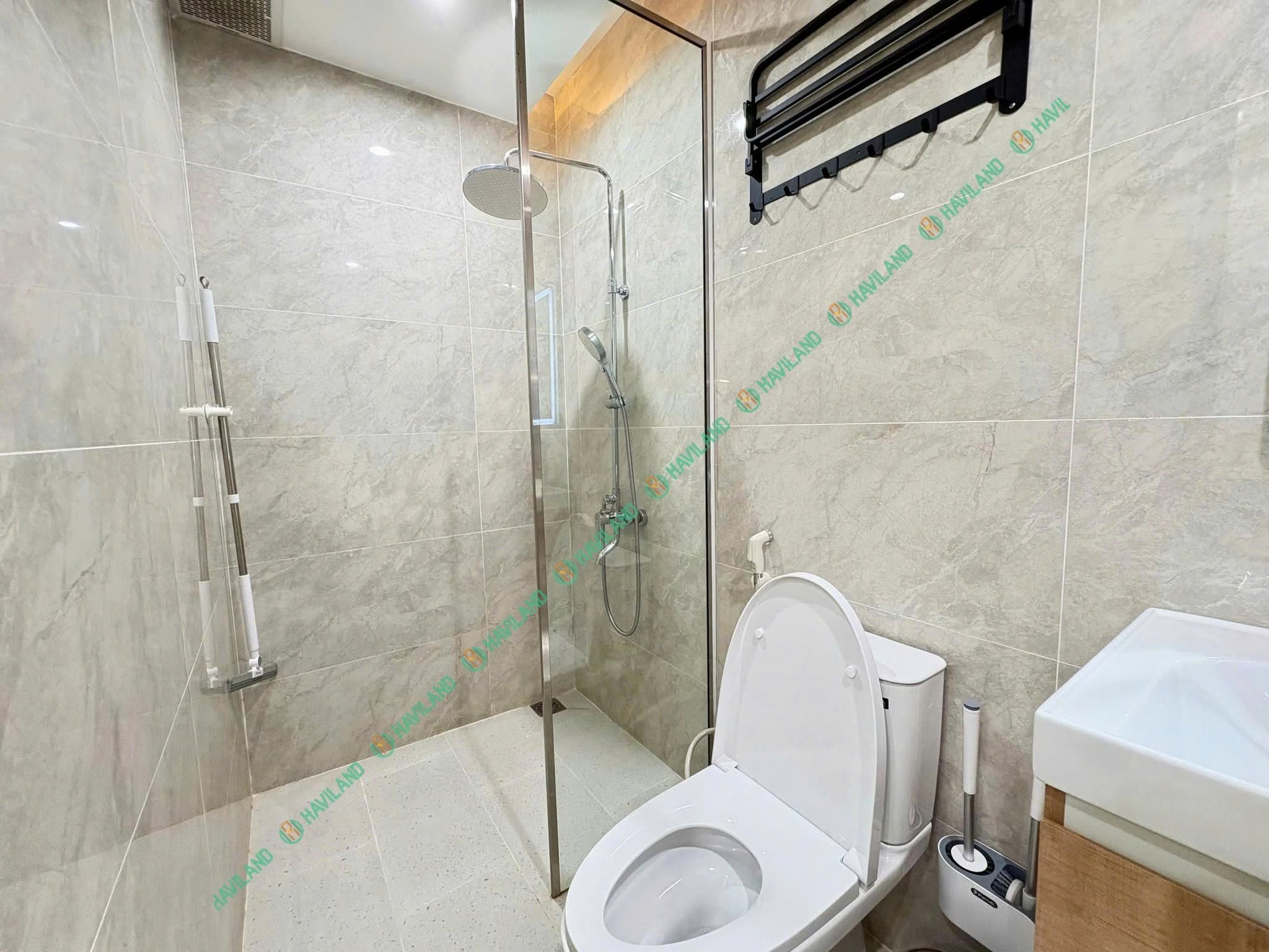MODERN STUDIO APARTMENT | PRIME LOCATION NEAR HELIO