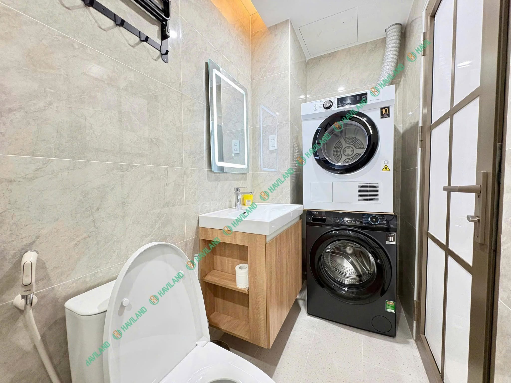 MODERN STUDIO APARTMENT | PRIME LOCATION NEAR HELIO