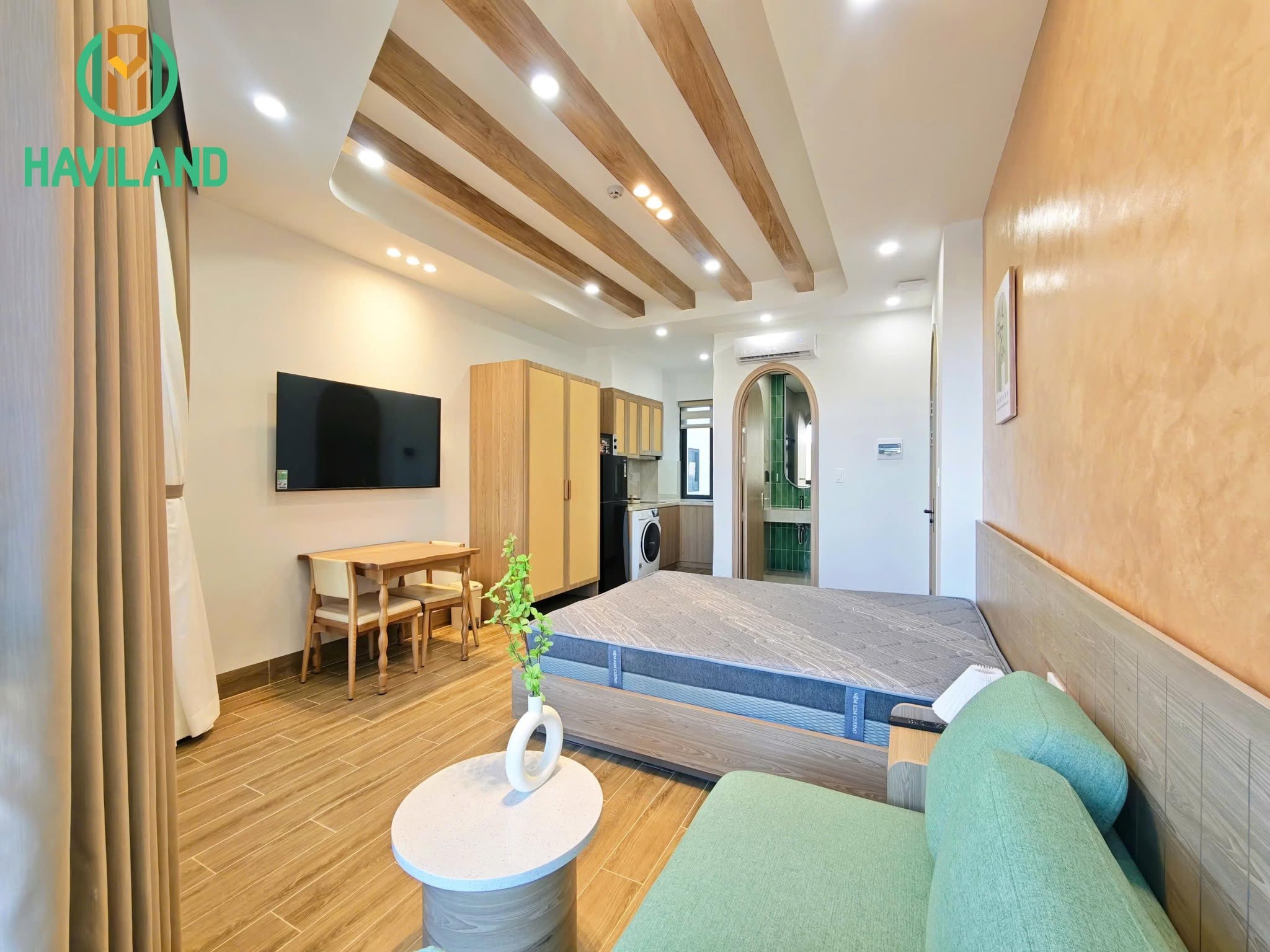 Sun-Filled Studio Apartment | Hoa Son 8, Da Nang