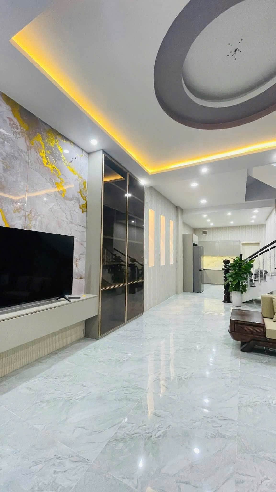 3-Storey House for Rent | Le Van Thinh, Thanh Khe