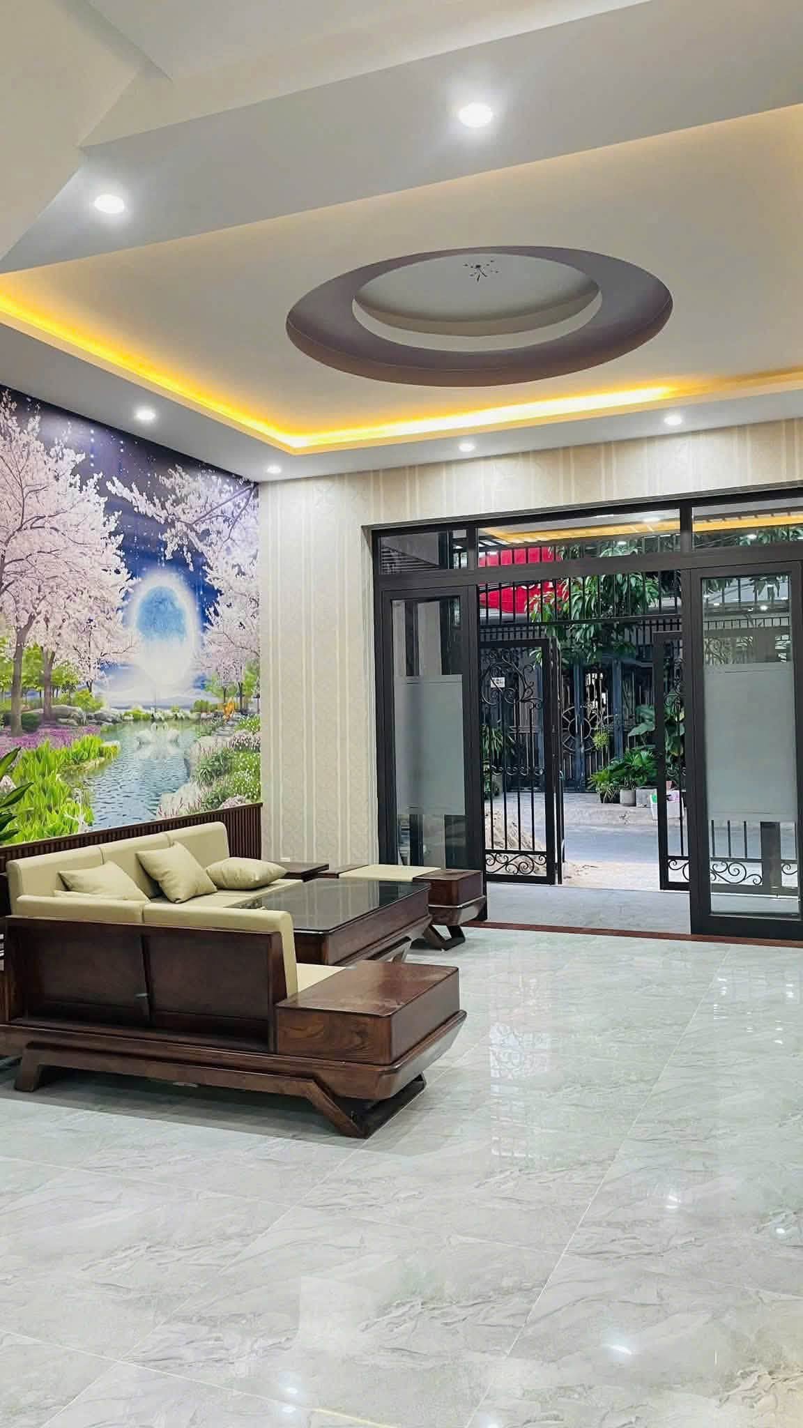 3-Storey House for Rent | Le Van Thinh, Thanh Khe