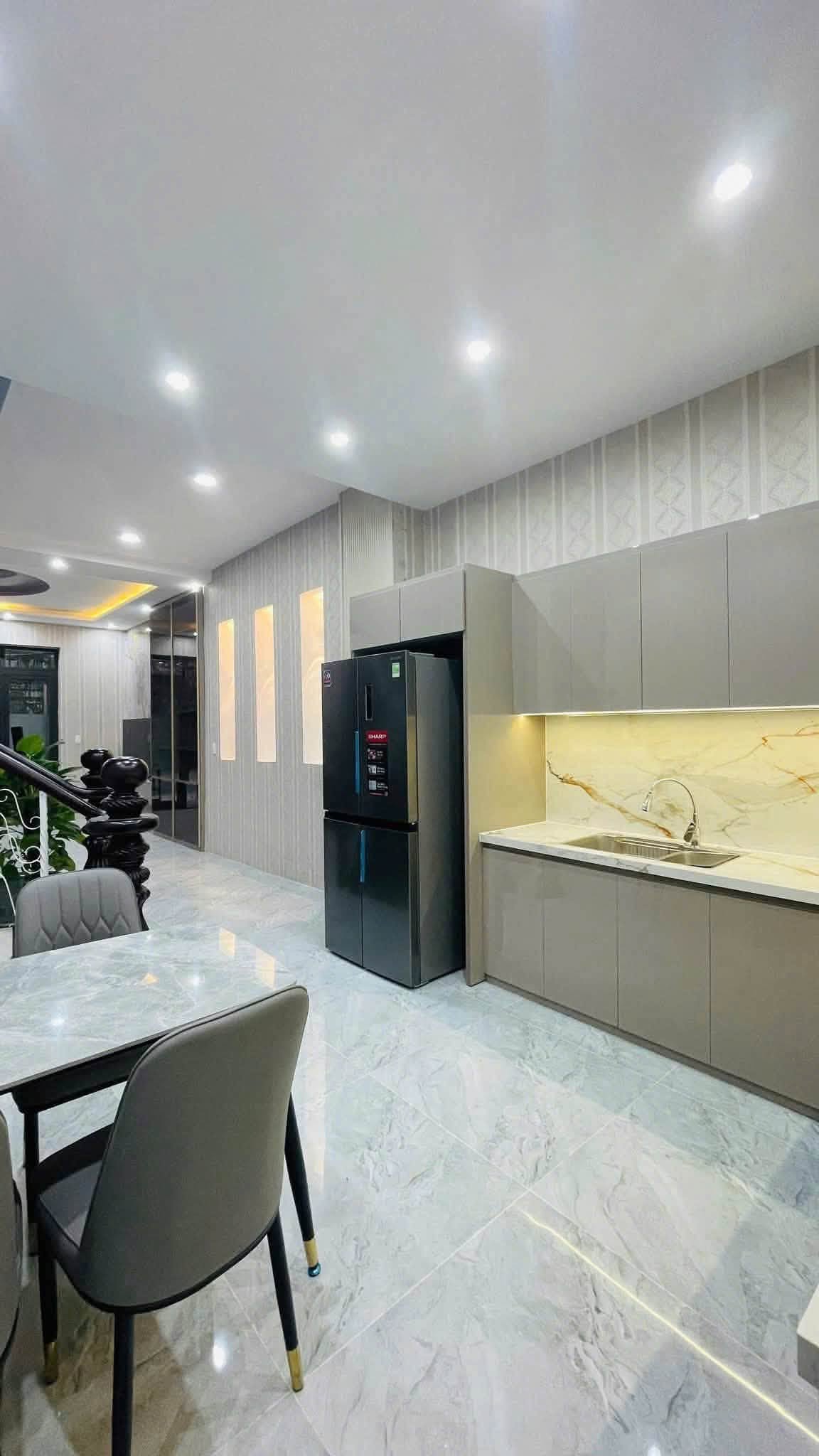 3-Storey House for Rent | Le Van Thinh, Thanh Khe