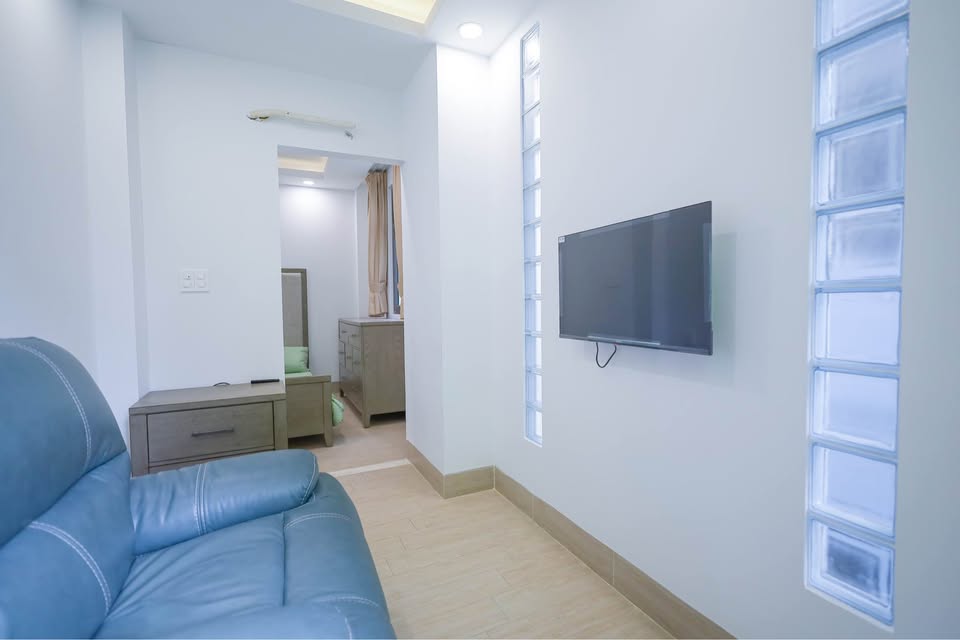 For renting studio layout in Pasteur Street, District 3, available July of 25th