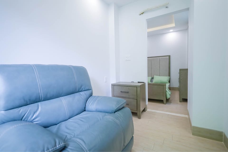 For renting studio layout in Pasteur Street, District 3, available July of 25th