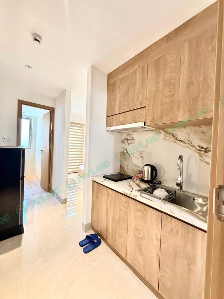 100% NEWLY  APARTMENT FOR RENT – PRIVATE BALCONY & SON TRA AREA
