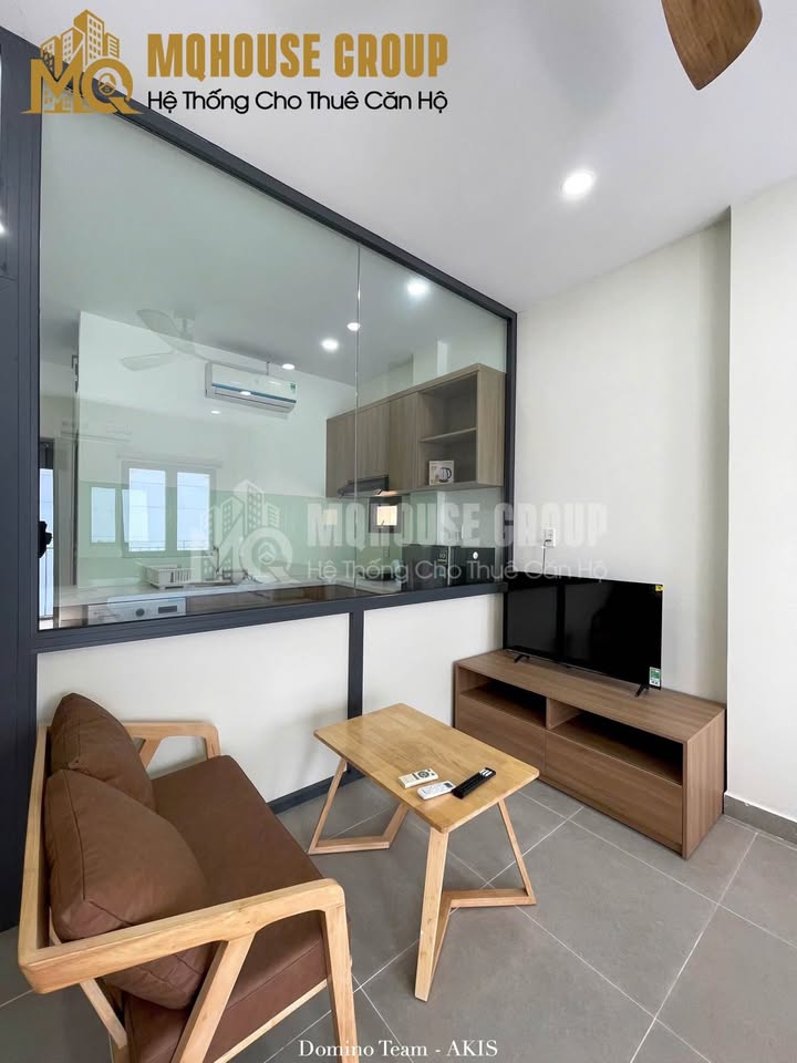 1 bedroom with airy balcony and private washing machine in Thao Dien