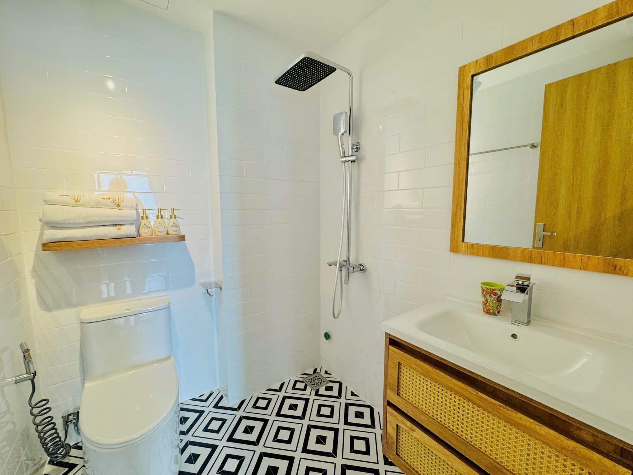 NEW 100% APARTMENT | HAI CHAU DISTRICT | Y LAN NGUYEN PHI STREET