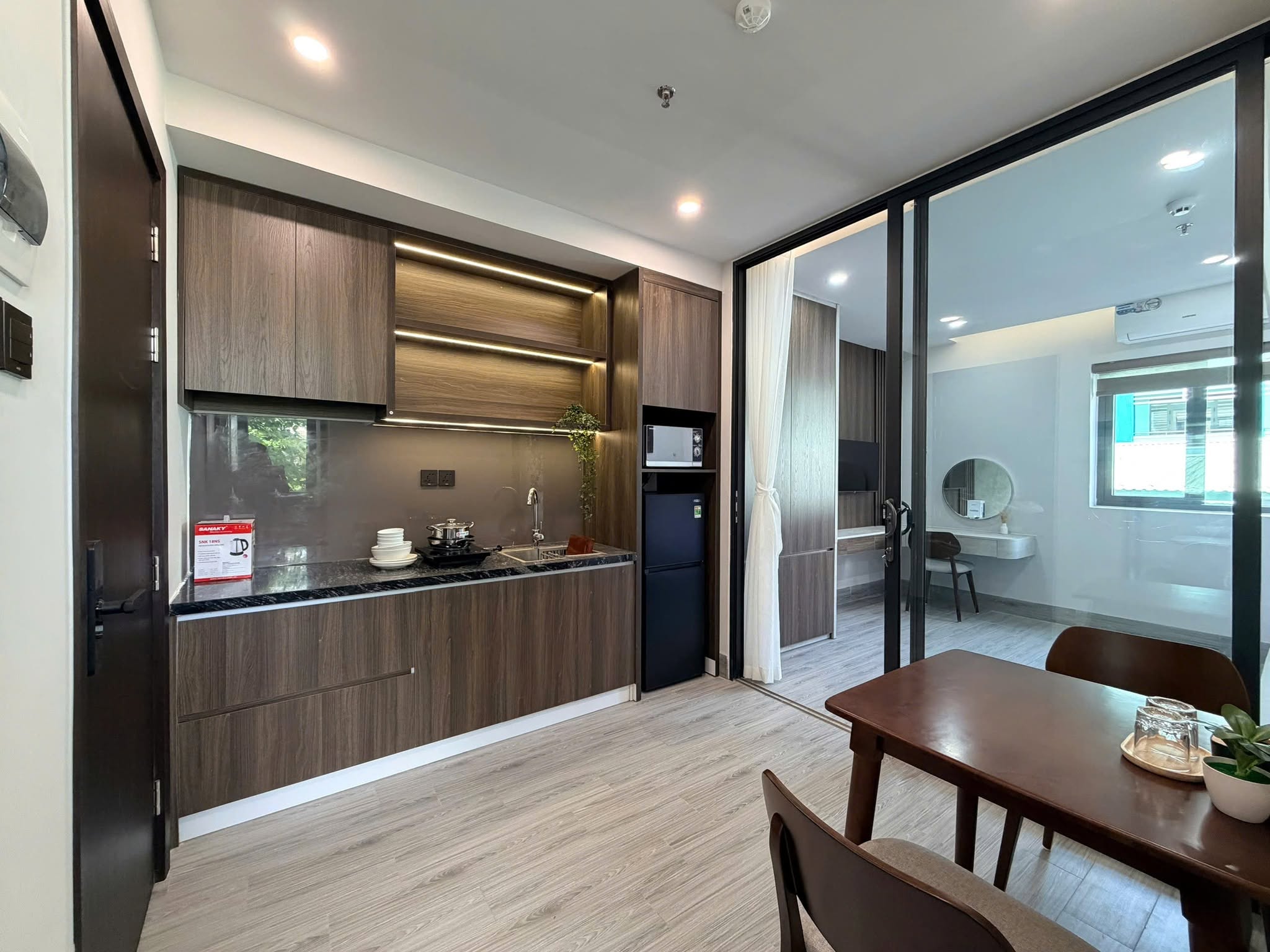 BRAND-NEW 1-BEDROOM APARTMENT | STEPS FROM MY KHE BEACH | MODERN LIVING