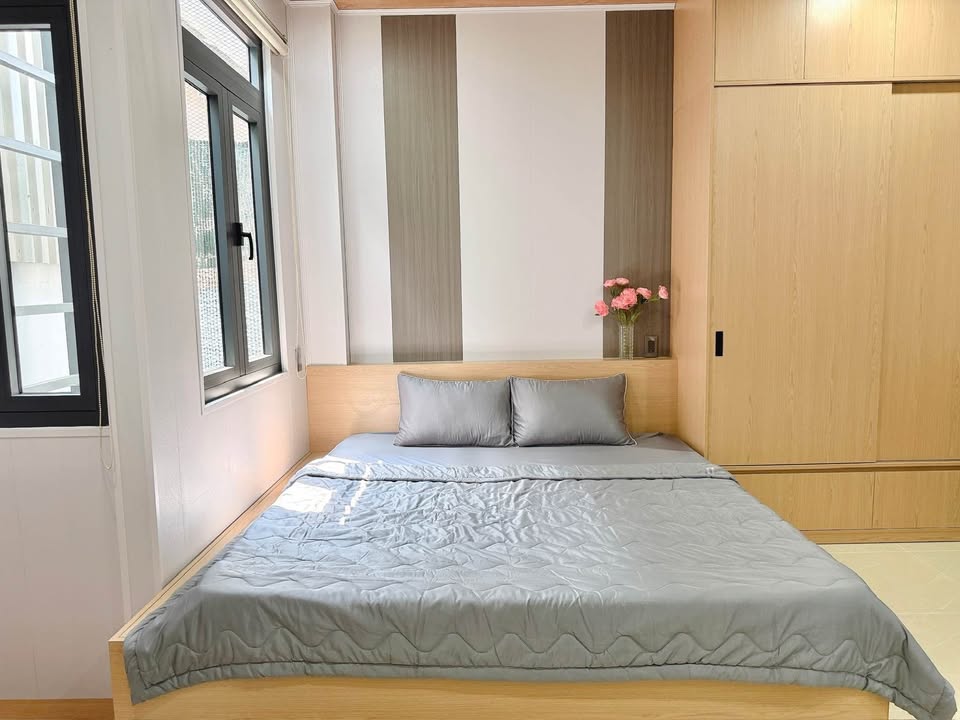 BRAND NEW STUDIO APARTMENT WITH PRIVATE WASHING MACHINE - HOANG SA, DISTRICT 3