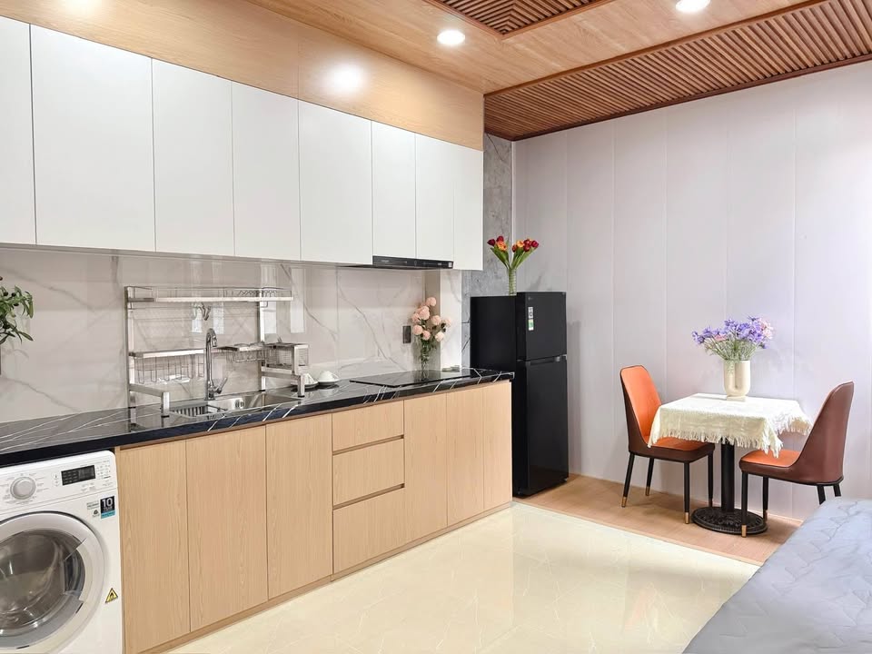 BRAND NEW STUDIO APARTMENT WITH PRIVATE WASHING MACHINE - HOANG SA, DISTRICT 3