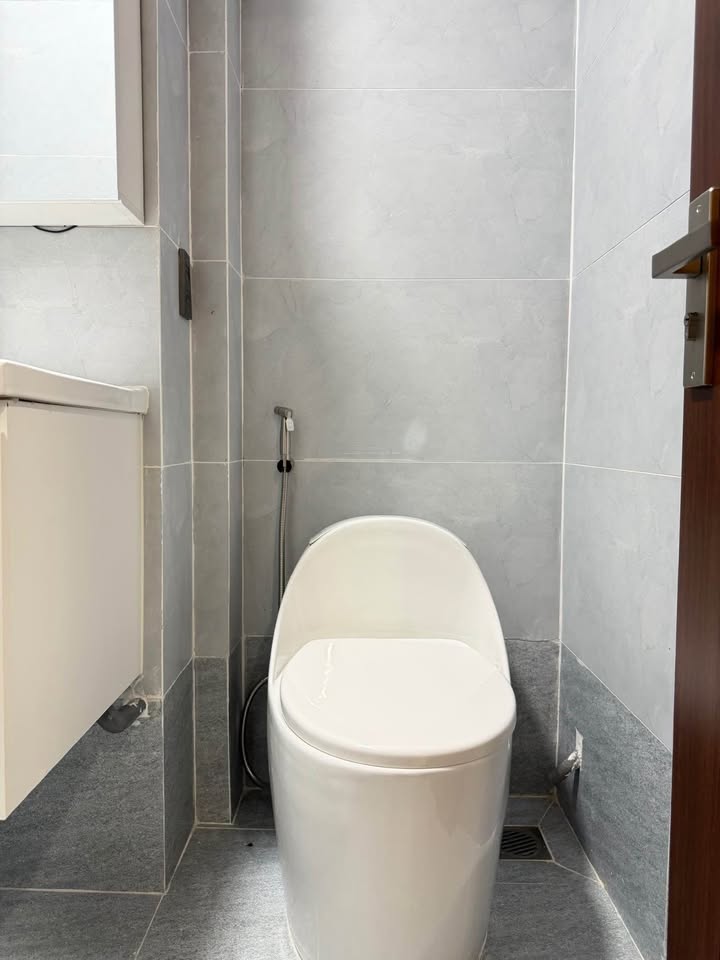 BRAND NEW STUDIO APARTMENT WITH PRIVATE WASHING MACHINE - HOANG SA, DISTRICT 3