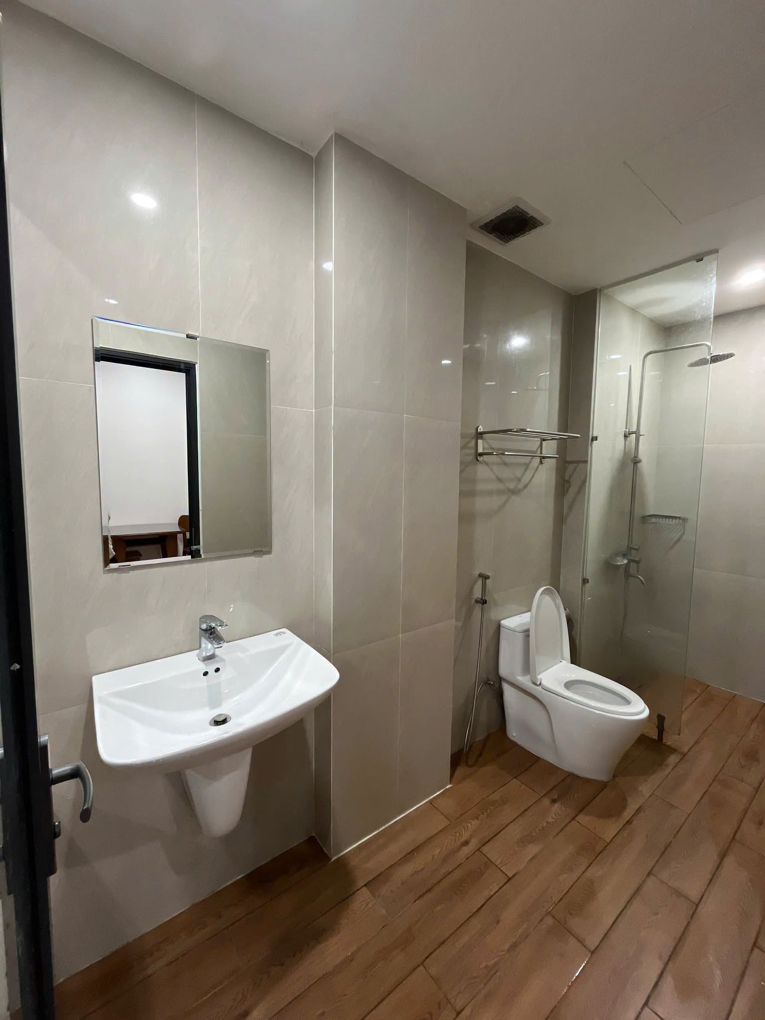 COZY 1-BEDROOM APARTMENT | KHUÊ MỸ | MOVE-IN READY