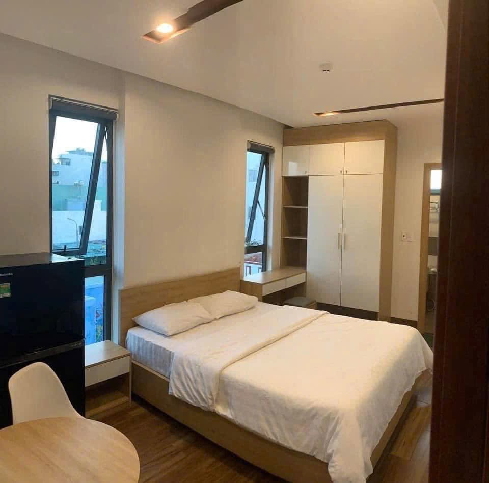 Fully furnished studio with private balcony near My Khe Beach