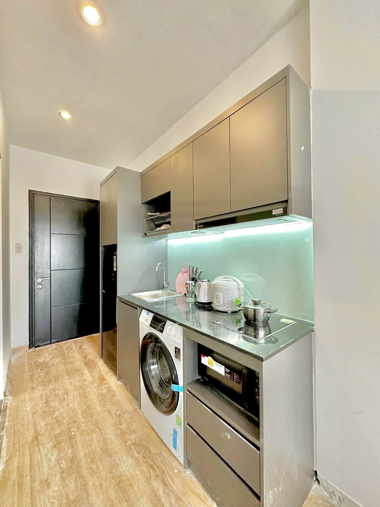 Fully furnished studio with balcony on Xo Viet Nghe Tinh Street
