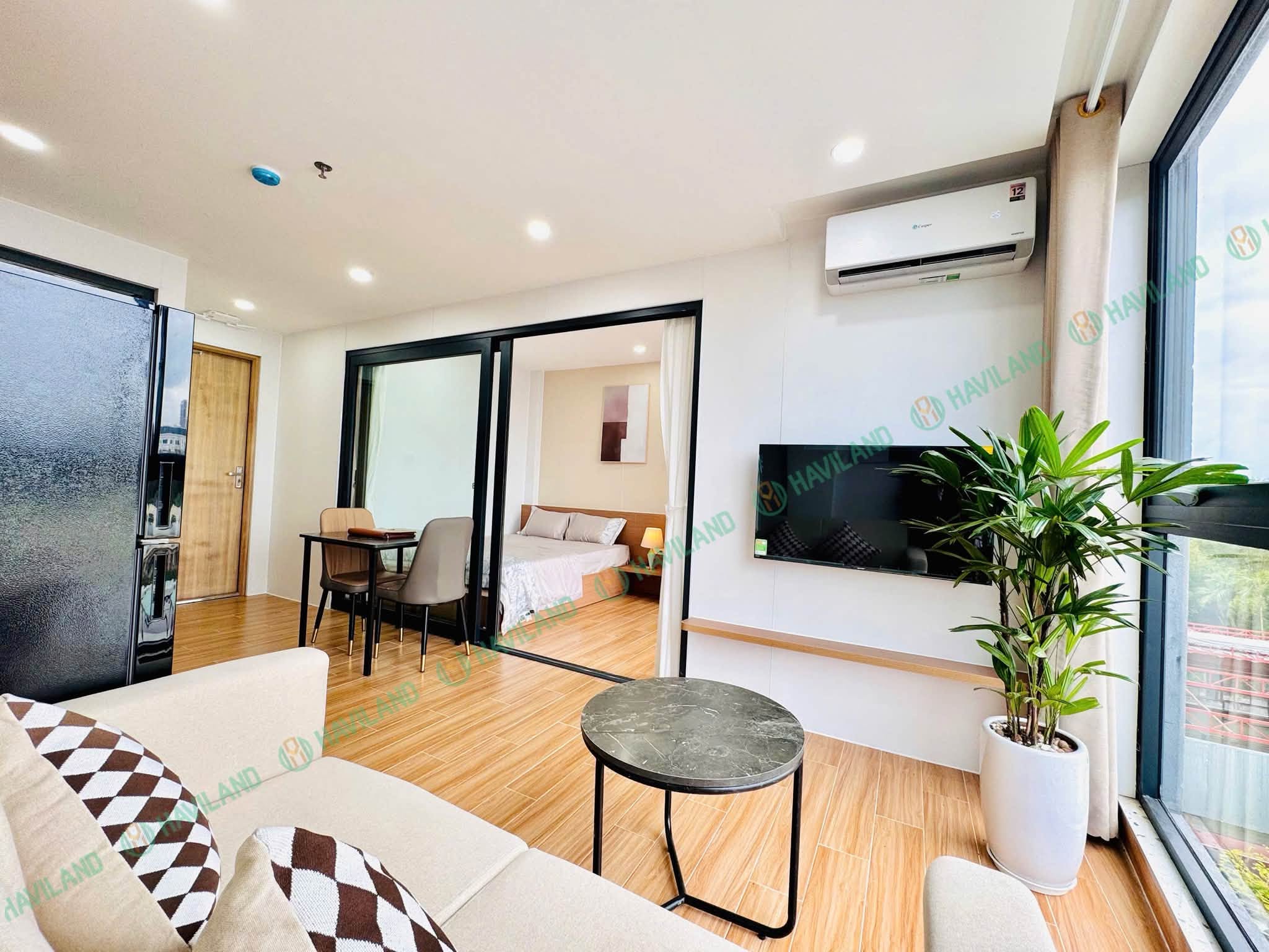 Modern fully furnished 1-bedroom apartment near My Khe Beach