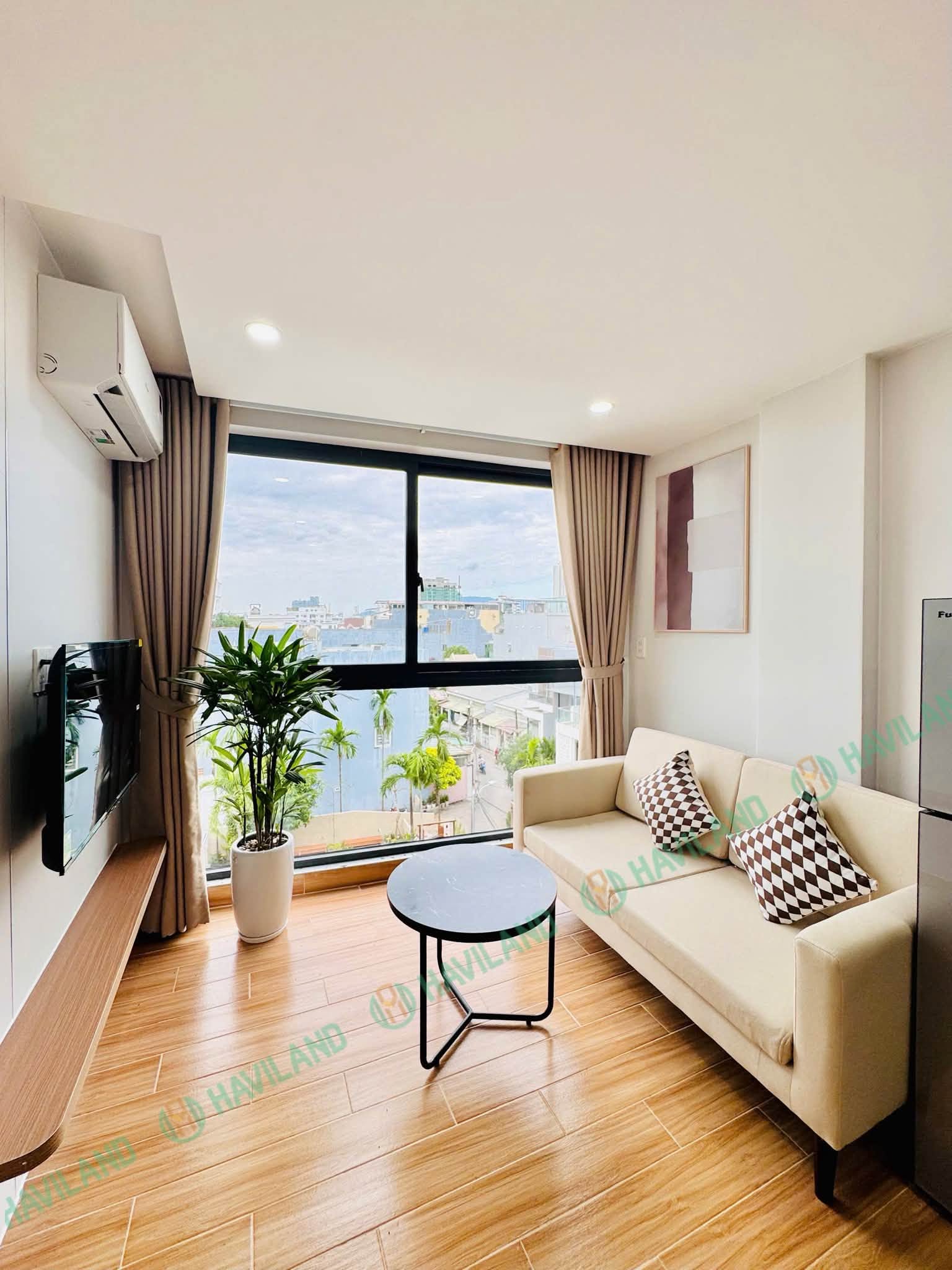 Modern fully furnished 1-bedroom apartment near My Khe Beach