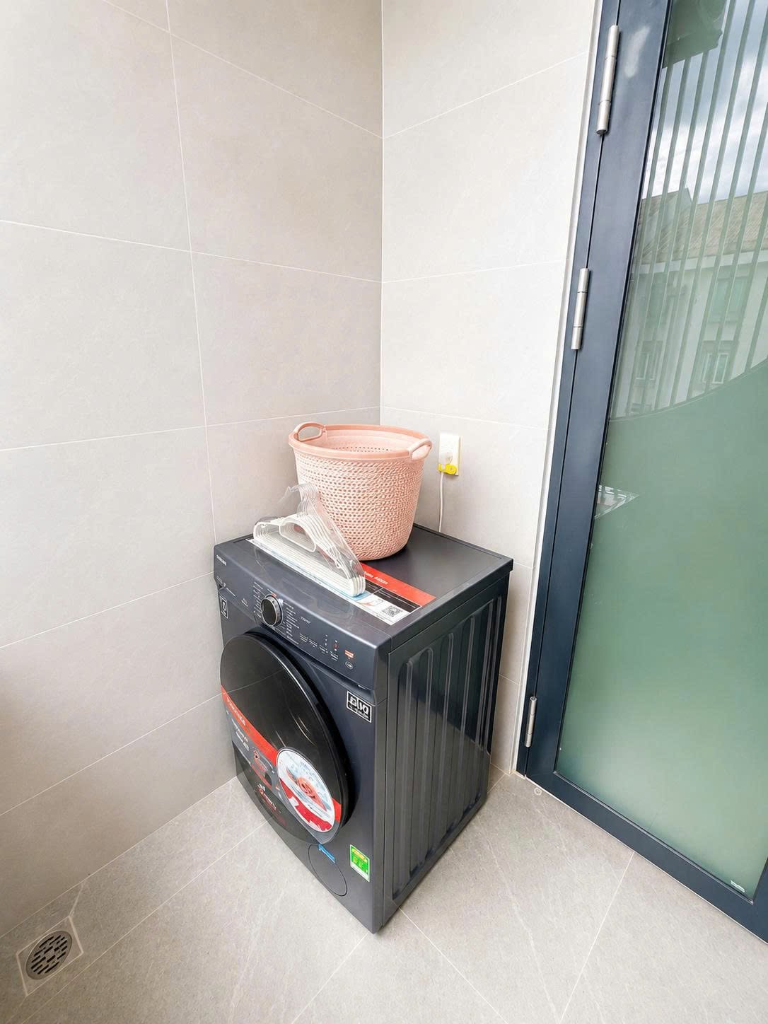 Brand-new 1-bedroom sea-view apartment near My Khe Beach