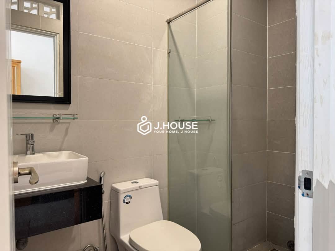 Bright studio apartment with balcony in Thao Dien