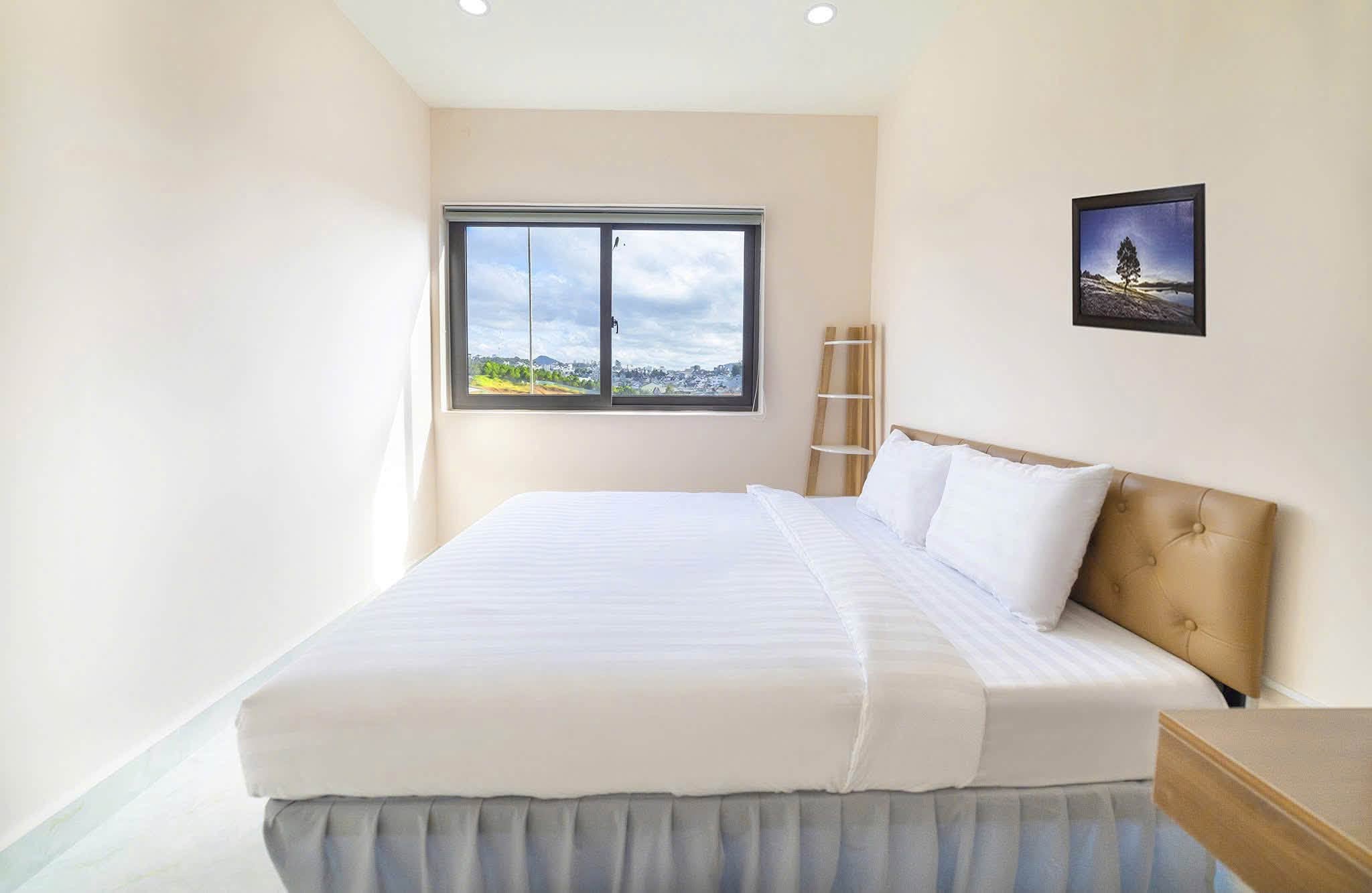 Fully furnished 2-bedroom apartment with parking in Da Lat