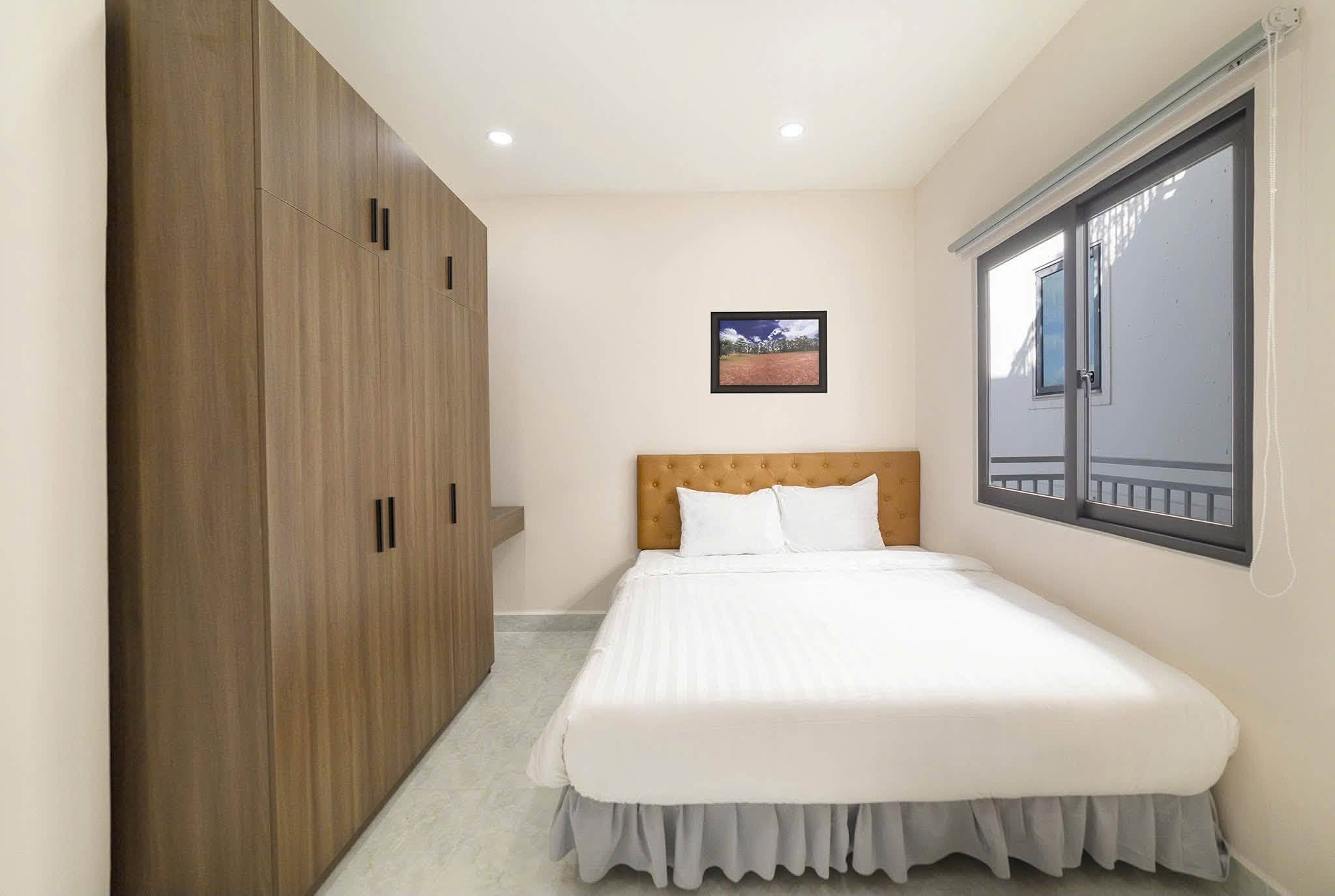 Fully furnished 2-bedroom apartment with parking in Da Lat