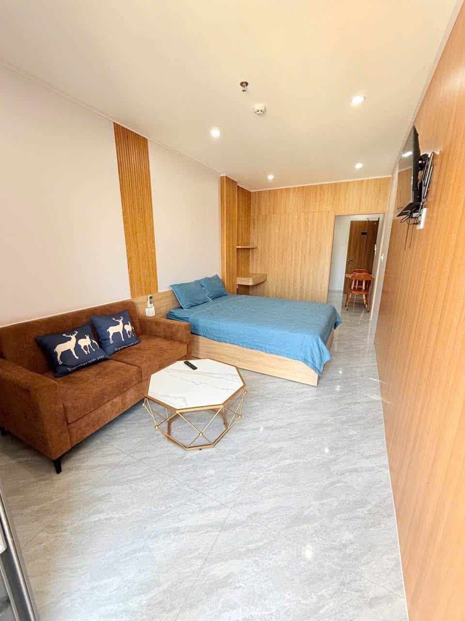 Fully furnished 1-bedroom apartment on An Thuong 22