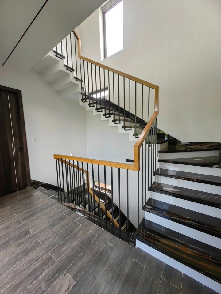 Brand-new 3-bedroom villa with rooftop terrace in Cam Thanh