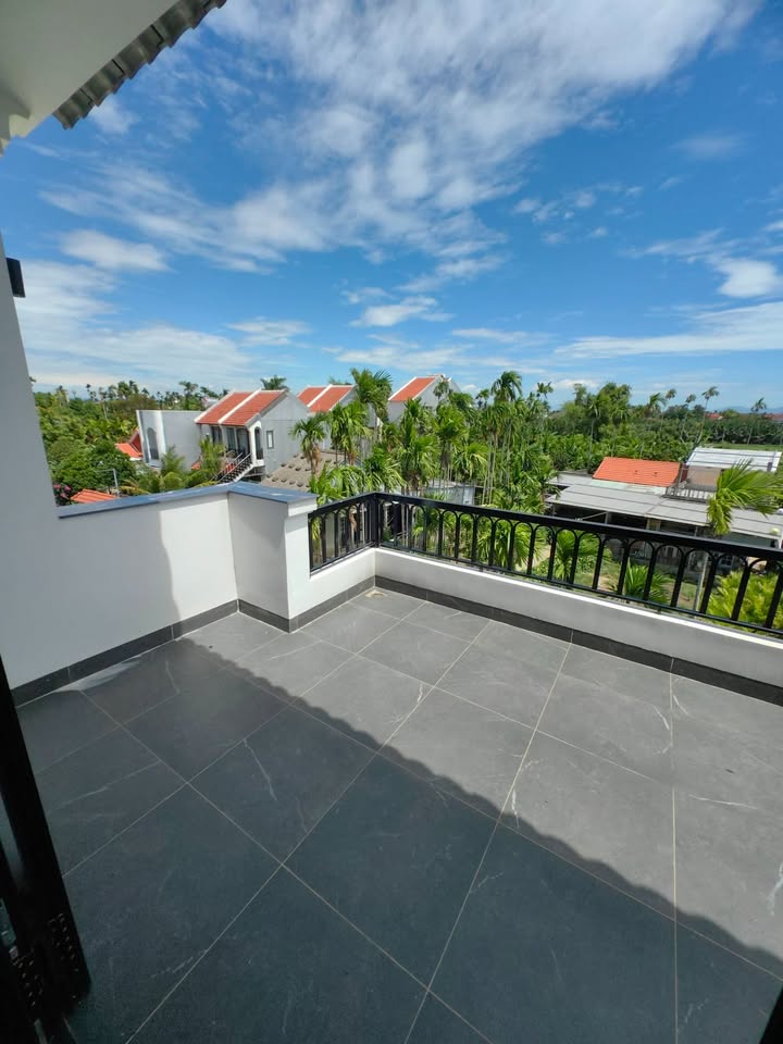 Brand-new 3-bedroom villa with rooftop terrace in Cam Thanh