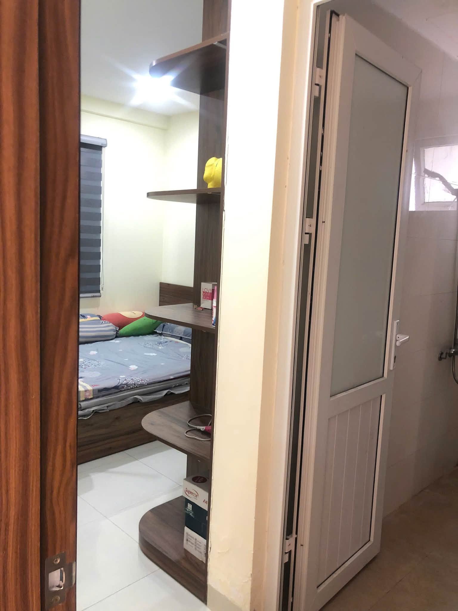 Fully furnished 2-bedroom apartment at Xuan Thuy Block C