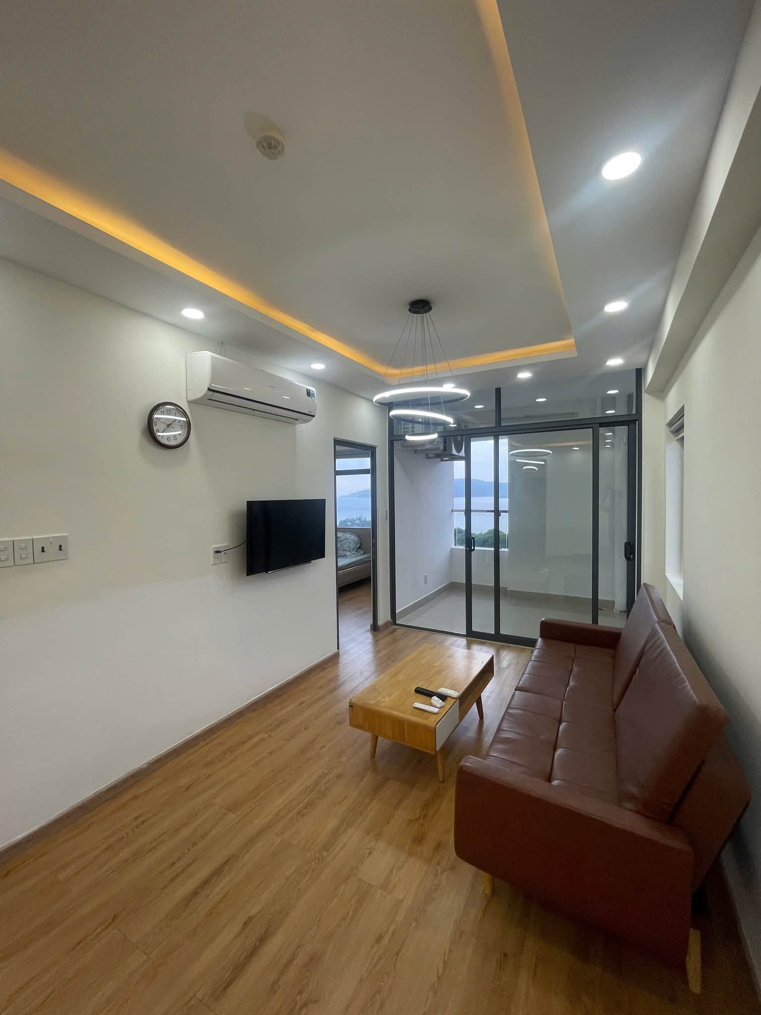 Fully furnished 3-bedroom corner apartment with sea and city views at Napoleon Castle