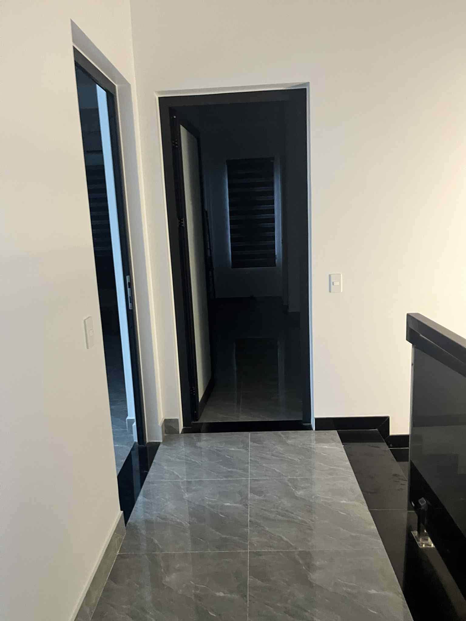Private double room for two near Nga 6 in Hue city center