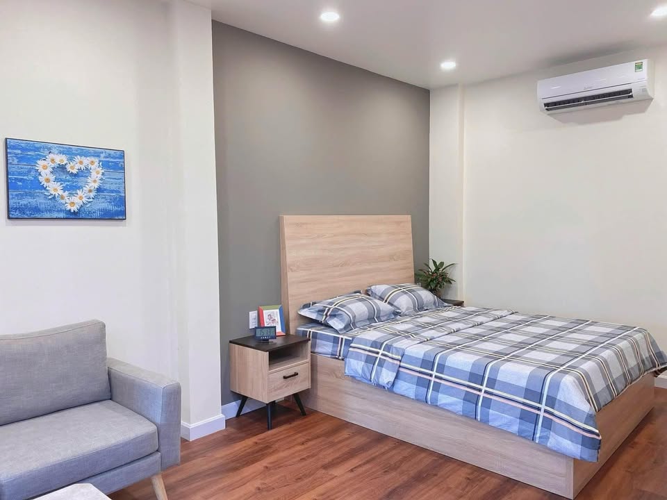 Peaceful fully furnished studio with private washer and dryer in central Thao Dien