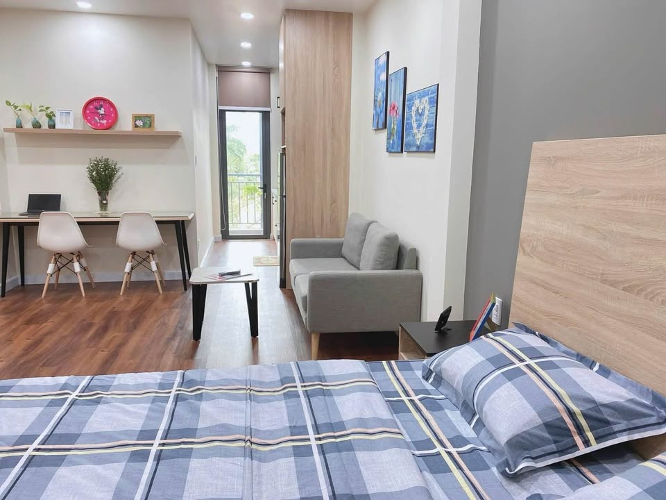 Peaceful fully furnished studio with private washer and dryer in central Thao Dien