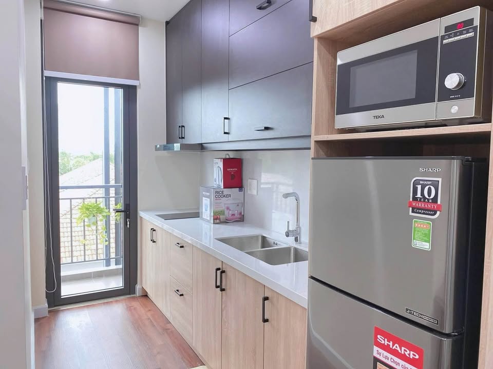 Peaceful fully furnished studio with private washer and dryer in central Thao Dien
