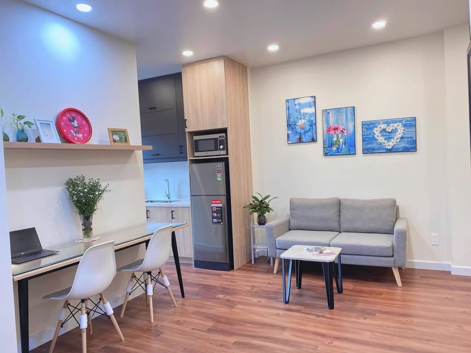 Peaceful fully furnished studio with private washer and dryer in central Thao Dien