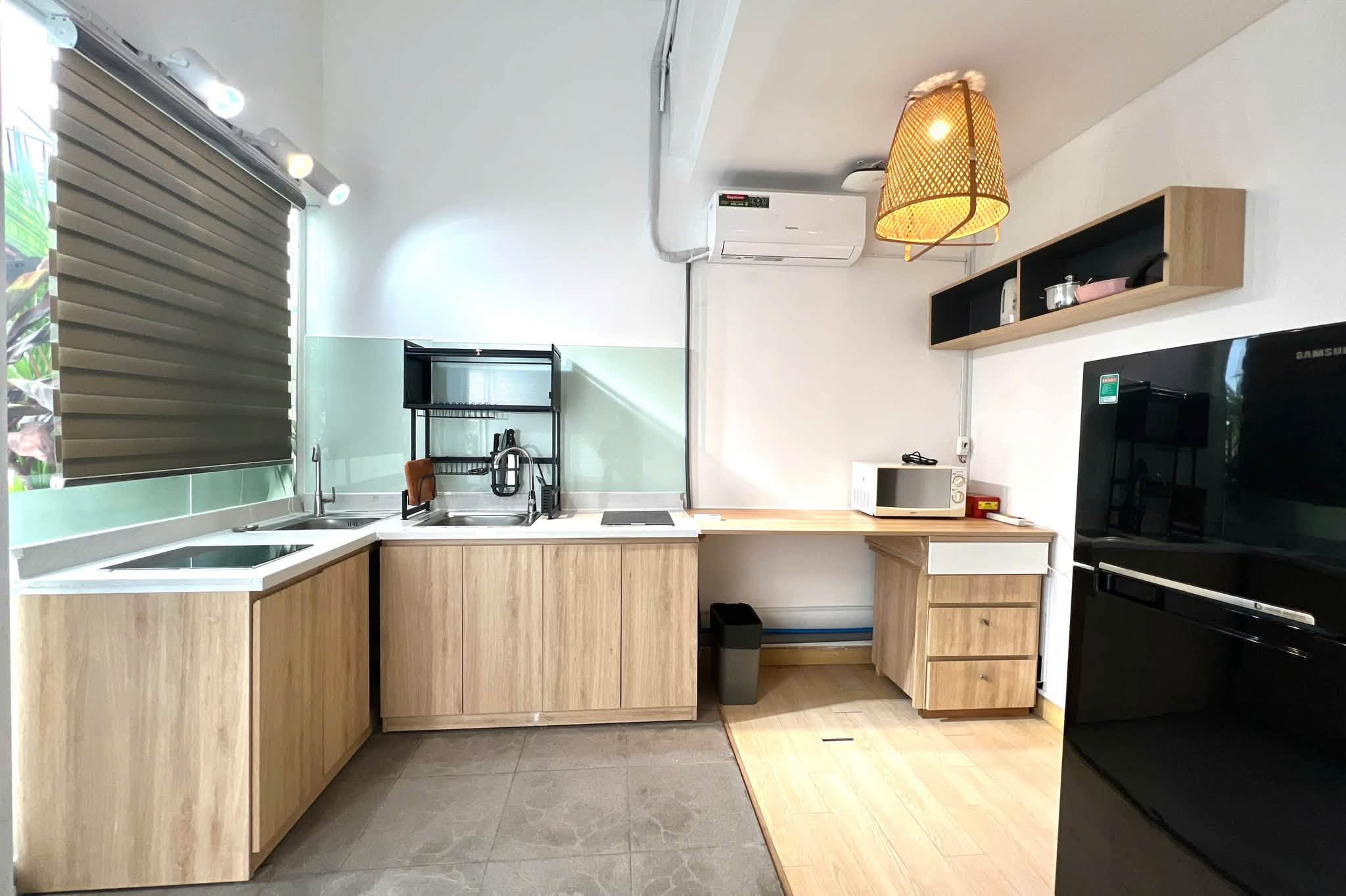 Fully furnished apartment with balcony, pool and complimentary housekeeping in Thao Dien