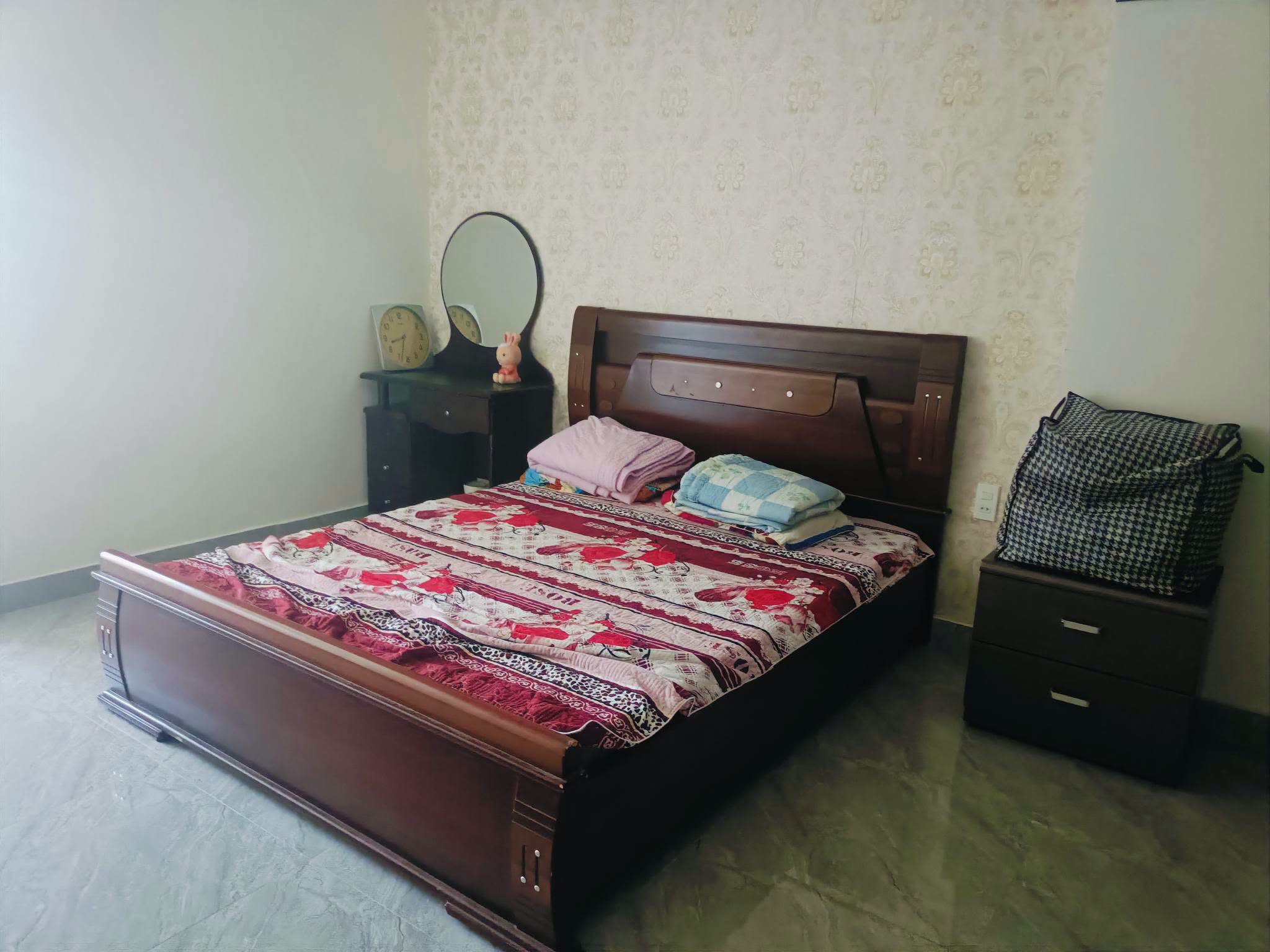 Five-storey 5-bedroom townhouse suitable for residence, office or business near Lach Tray
