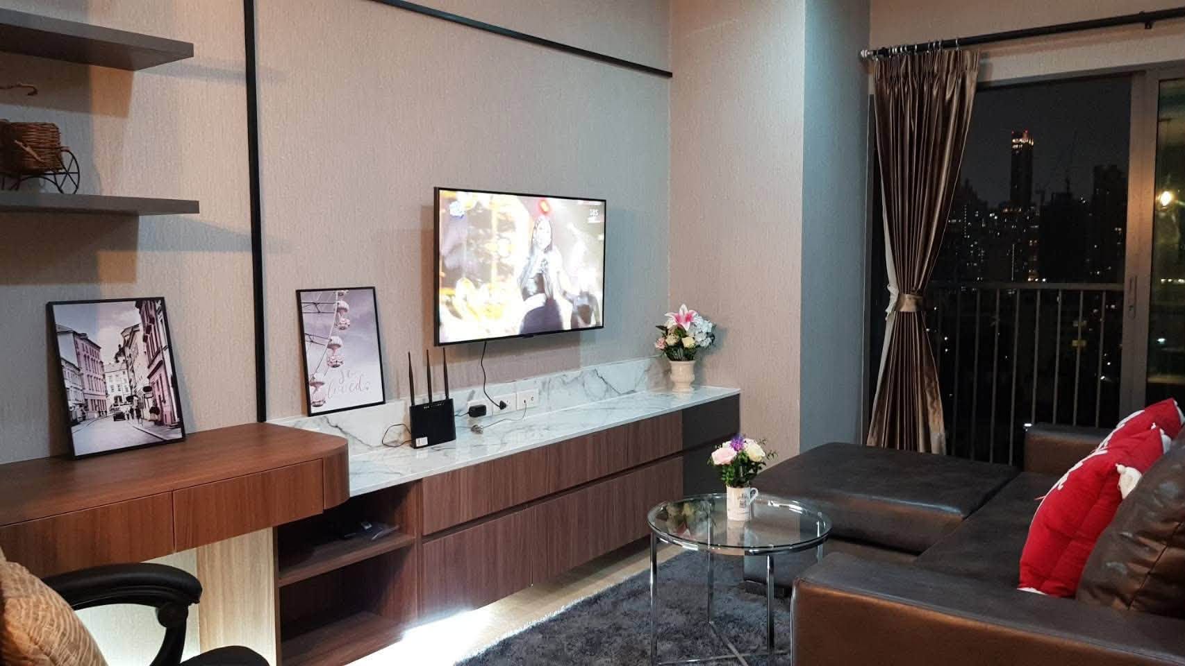 1-Bedroom Condo with Direct BTS Access at Noble Remix