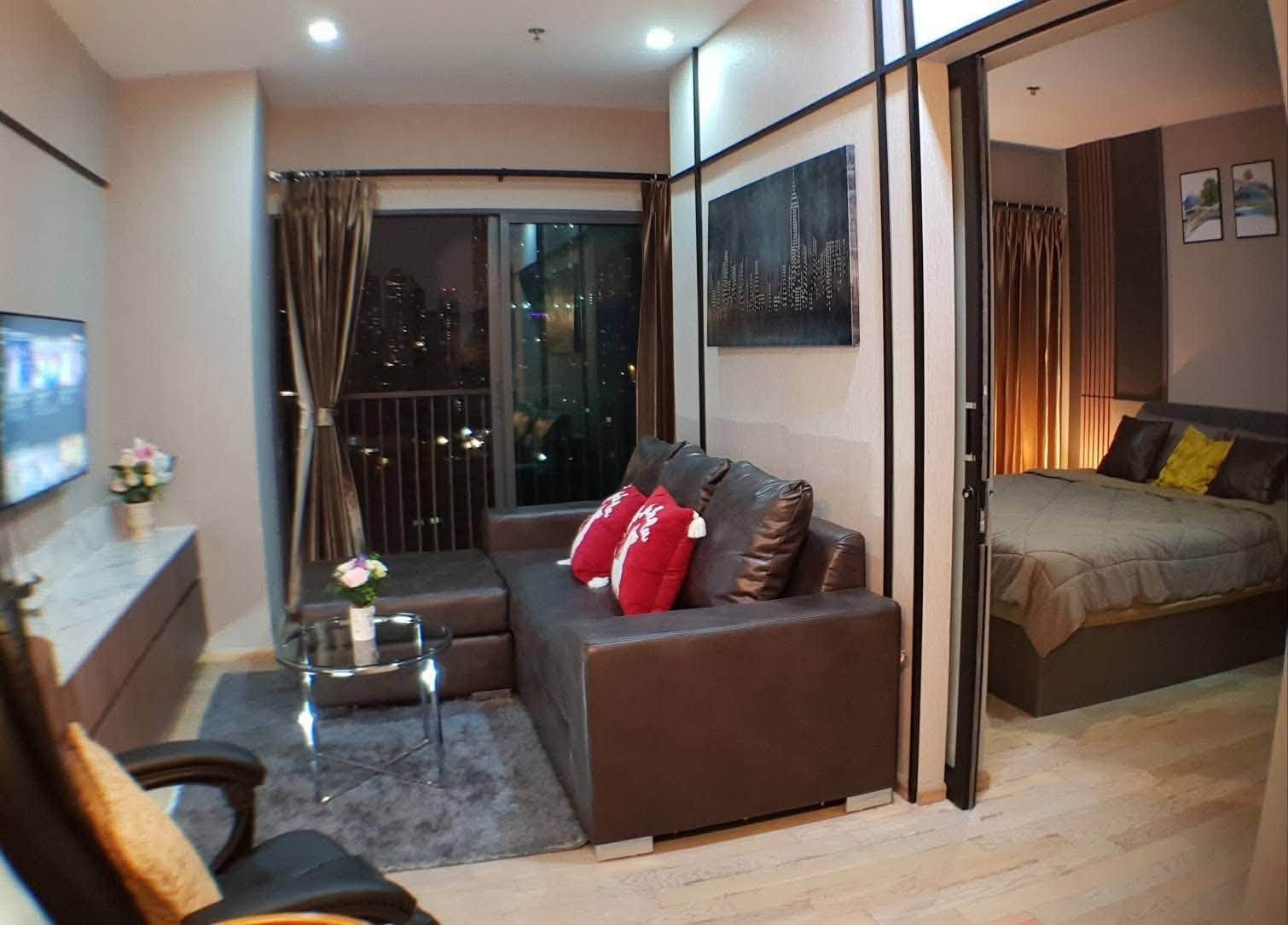 1-Bedroom Condo with Direct BTS Access at Noble Remix