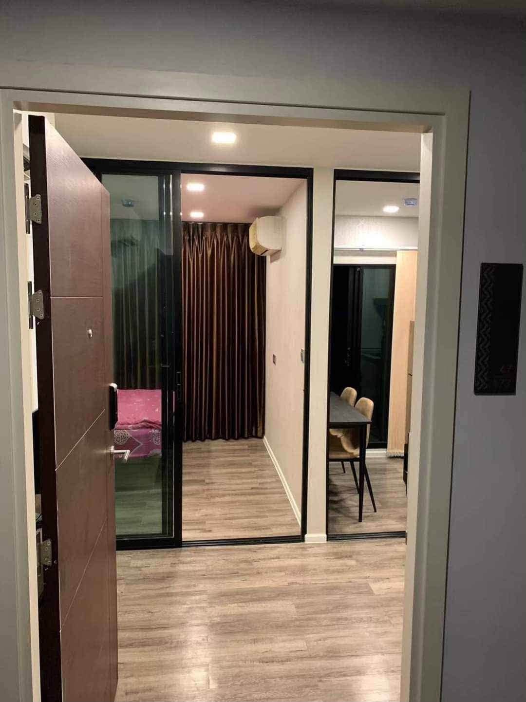 Brown Condo Ratchada–Huai Khwang 1-Bedroom near MRT Huai Khwang