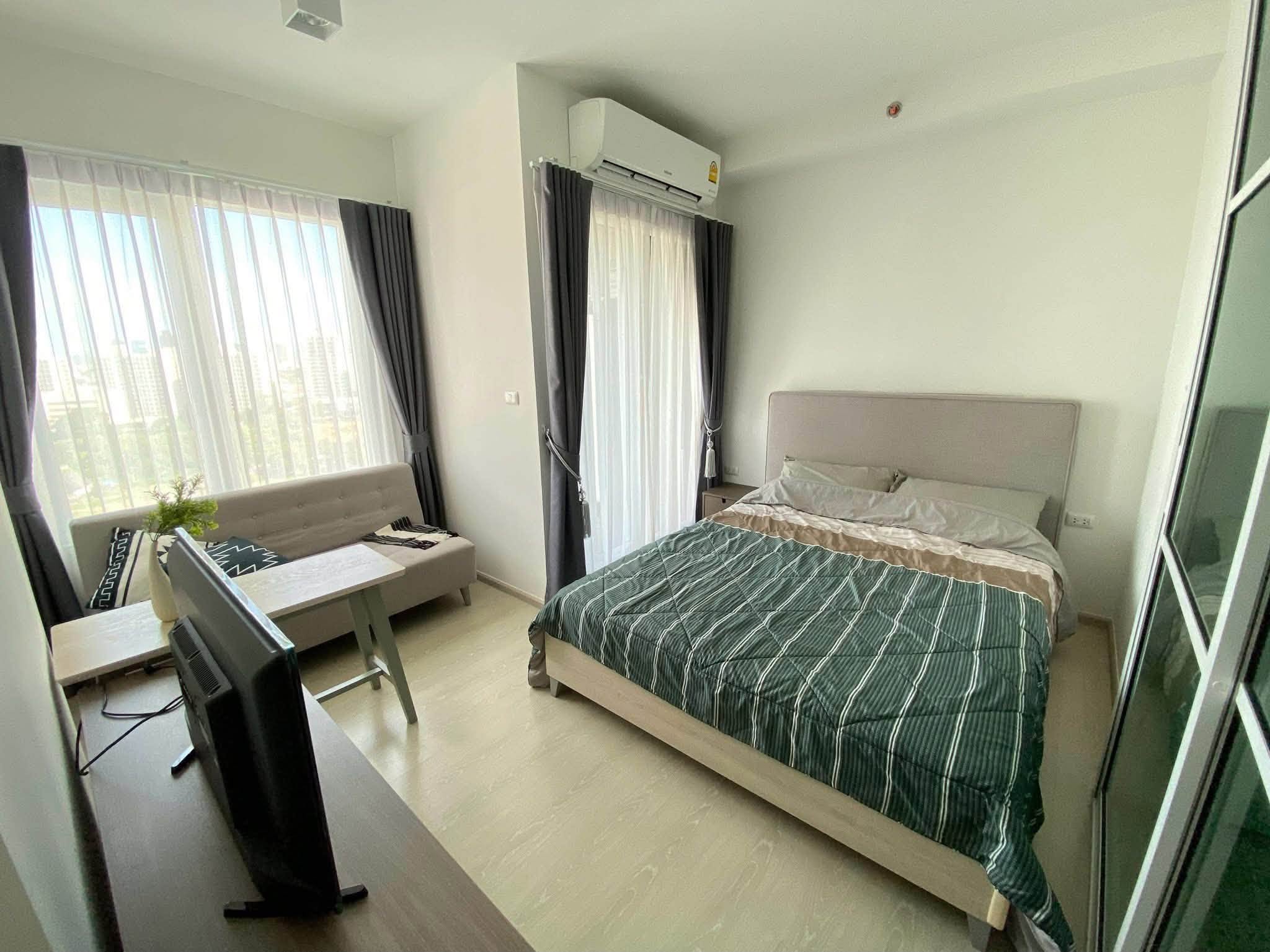 Chapter One Eco Ratchada–Huai Khwang Studio near MRT Huai Khwang
