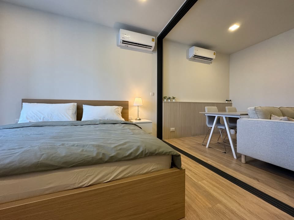 XT Phayathai 1-Bedroom Condo near BTS Phaya Thai