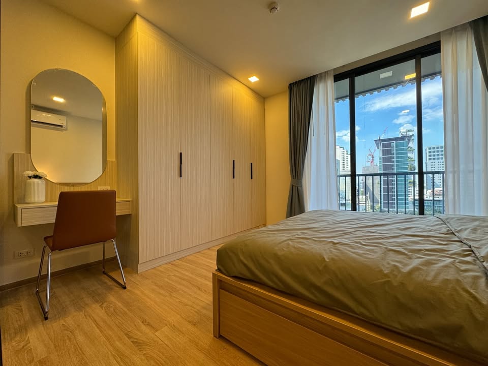 XT Phayathai 1-Bedroom Condo near BTS Phaya Thai