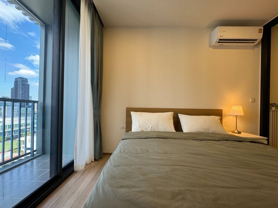 XT Phayathai 1-Bedroom Condo near BTS Phaya Thai