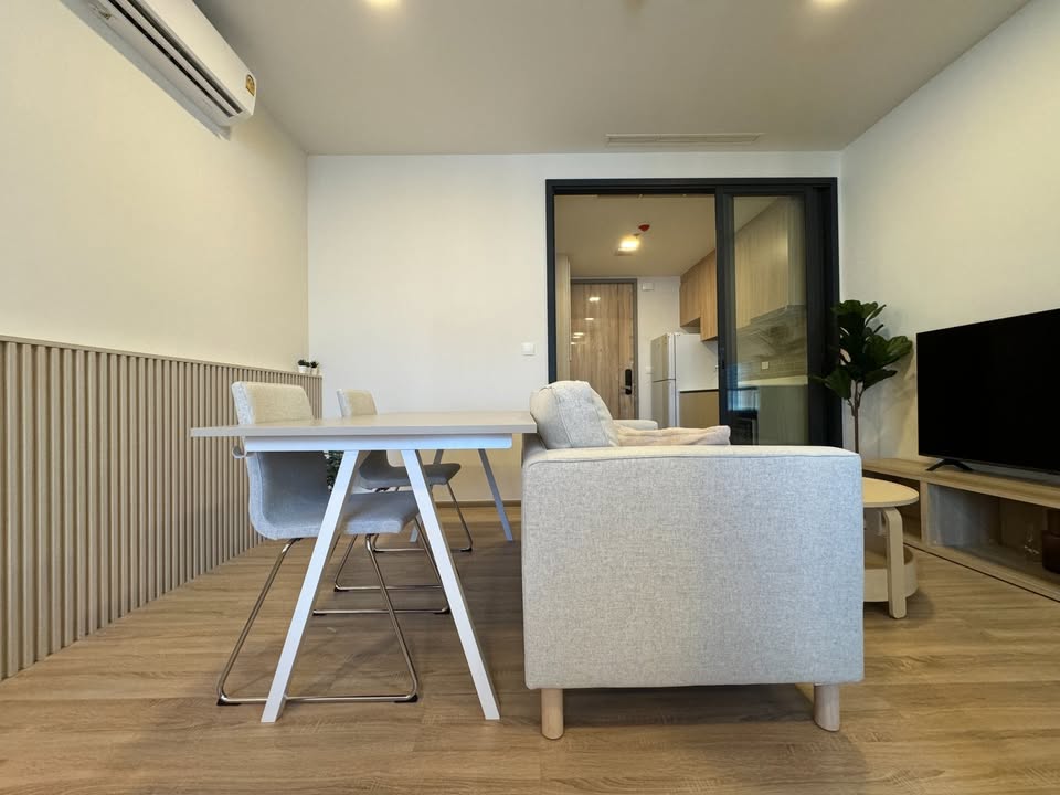 XT Phayathai 1-Bedroom Condo near BTS Phaya Thai