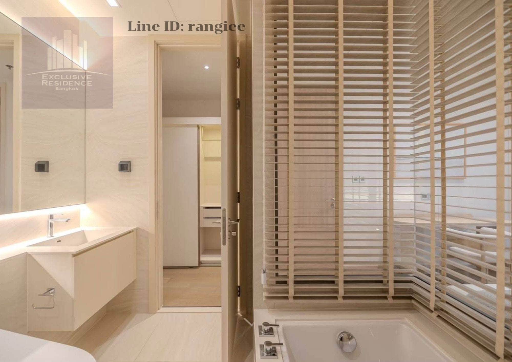 The Strand Thonglor Luxury 1-Bedroom Condo near BTS Thong Lo
