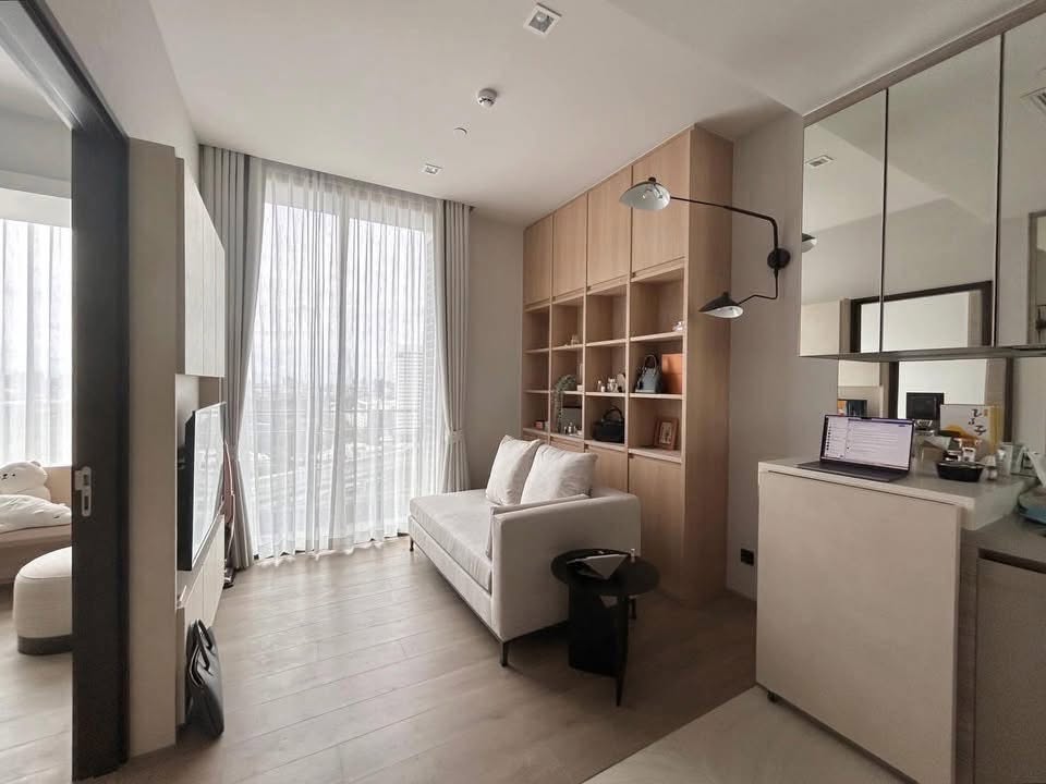The Crest Park Residences 1-Bedroom Condo near BTS Ha Yaek Lat Phrao